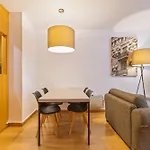 Apartmán Aspasios Plaza Real *