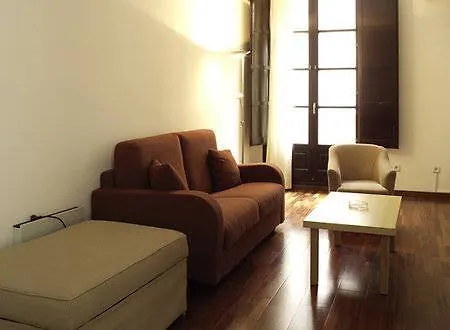 Aspasios Plaza Real Apartman