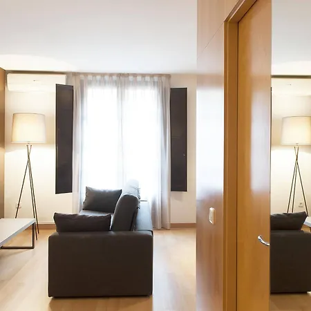 Apartment Aspasios Plaza Real Barcelona