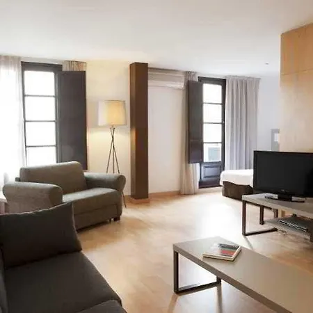 Aspasios Plaza Real Apartment Barcelona