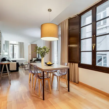 Apartamento Aspasios Plaza Real Barcelona