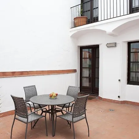 Aspasios Plaza Real *