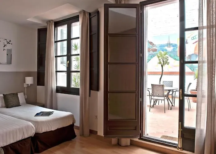 Aspasios Plaza Real Lejlighed *