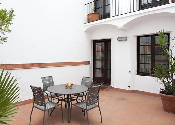 Aspasios Plaza Real Lejlighed *